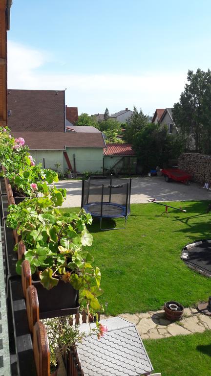 Szalóky Apartmanház Gyenesdiás Esterno foto