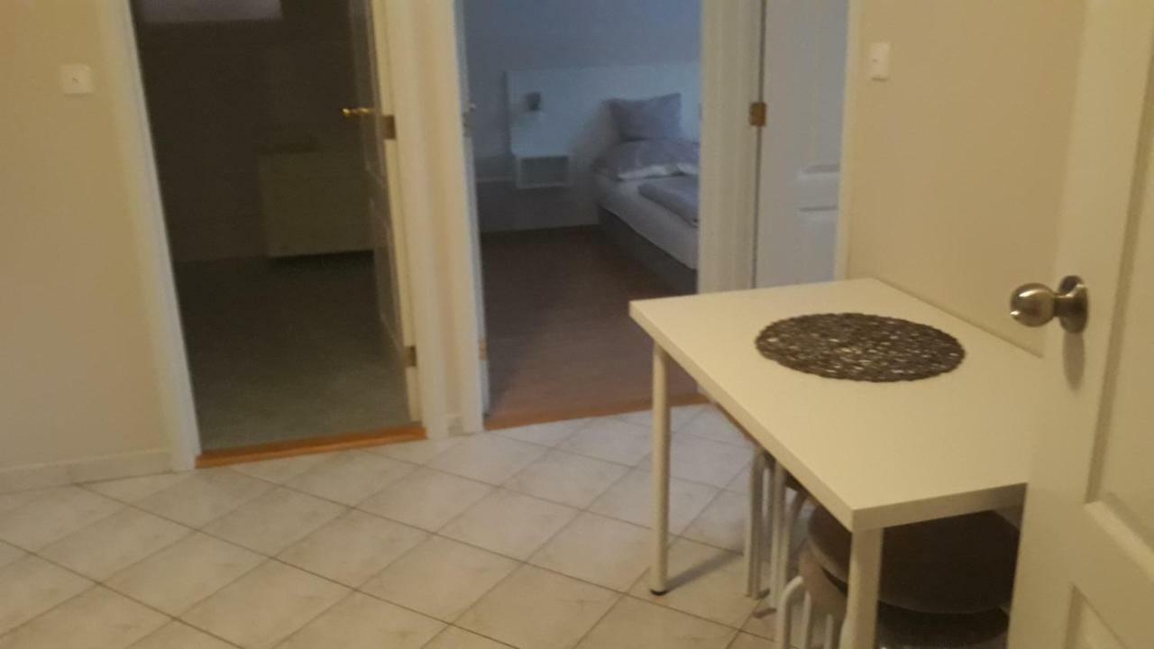 Szalóky Apartmanház Gyenesdiás Esterno foto